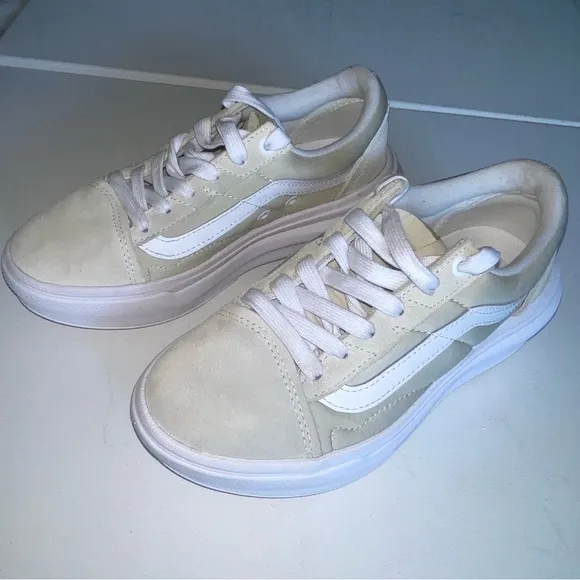 Vans ComfyCush Old Skool Overt Sneakers