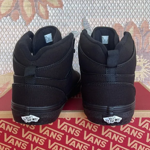 Vans Men’s Atwood Hi(Canvas) Black/BlackVN0A38BV186 Sneakers