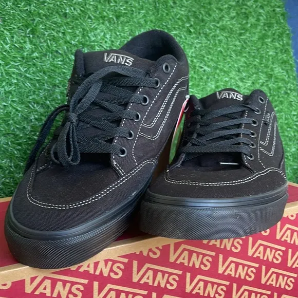 Vans Men’s Bearcat(Canvas) Black/BlackVN000DT2186  sneakers