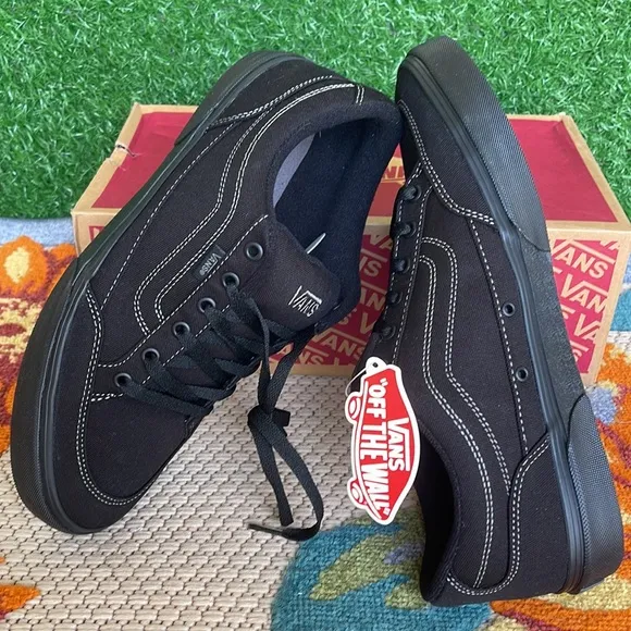 Vans Men’s Bearcat(Canvas) Black/BlackVN000DT2186  sneakers