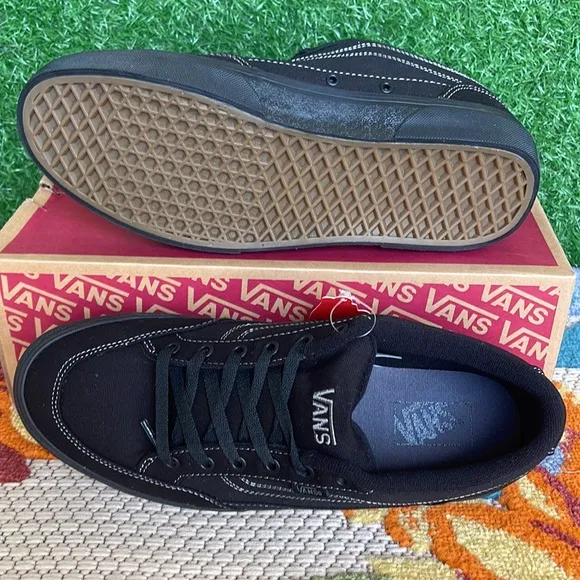 Vans Men’s Bearcat(Canvas) Black/BlackVN000DT2186  sneakers