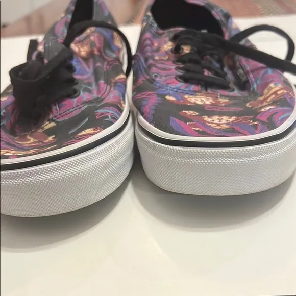 Vans Men's Black and Purple Nintendo Donkey Kong Sneakers size 12
