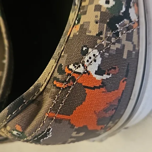 Vans | Men's Camo Duck Hunt Nintendo Game Over Skate Sneakers Sz 10.5