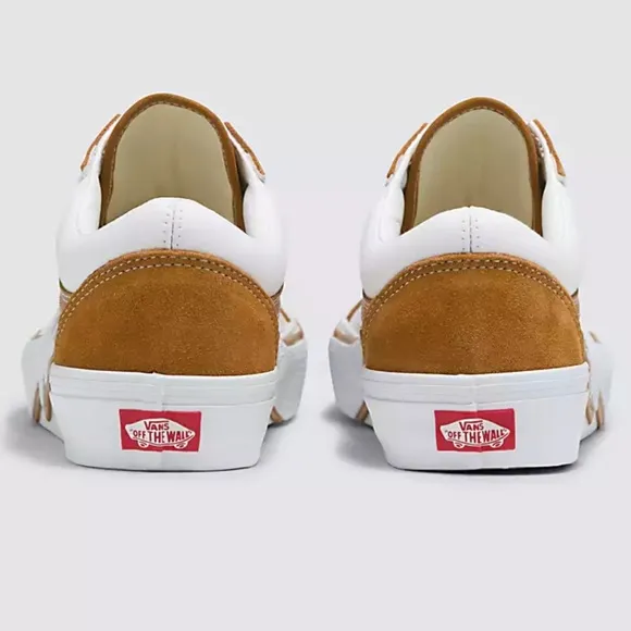 Vans Men’s Old Skool BoltCathay SpiceVN0009Q5KFR sneakers