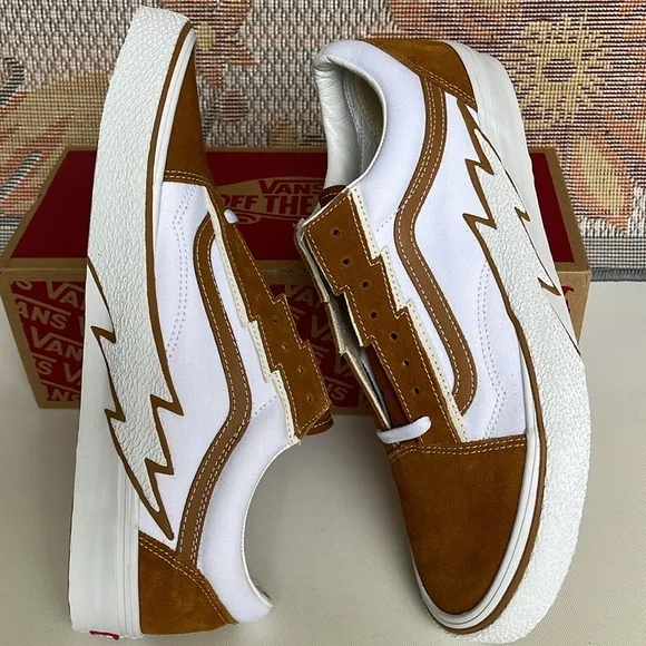 Vans Men’s Old Skool BoltCathay SpiceVN0009Q5KFR sneakers