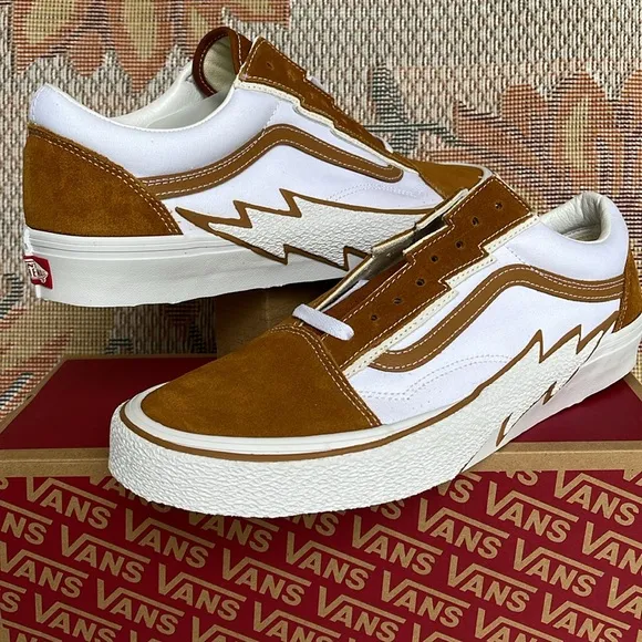 Vans Men’s Old Skool BoltCathay SpiceVN0009Q5KFR sneakers