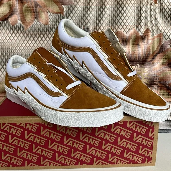 Vans Men’s Old Skool BoltCathay SpiceVN0009Q5KFR sneakers