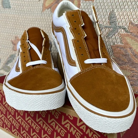 Vans Men’s Old Skool BoltCathay SpiceVN0009Q5KFR sneakers