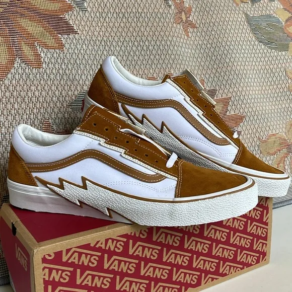 Vans Men’s Old Skool BoltCathay SpiceVN0009Q5KFR sneakers