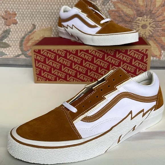 Vans Men’s Old Skool BoltCathay SpiceVN0009Q5KFR sneakers