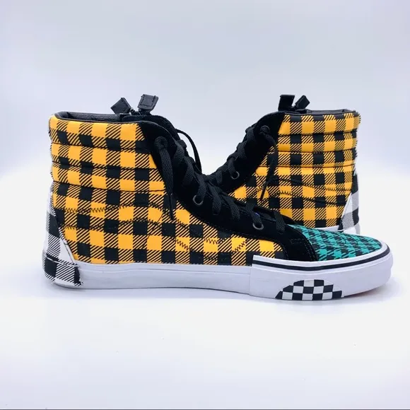 Vans Off The Wall Men’s Sk8 “What The Buffalo” Sneakers