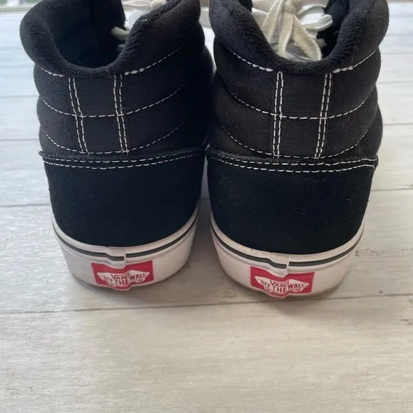 Vans Off The Wall - SK8 Hi - Sneakers - Black - Men size 10