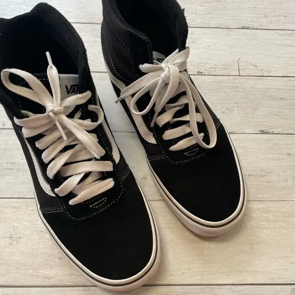 Vans Off The Wall - SK8 Hi - Sneakers - Black - Men size 10