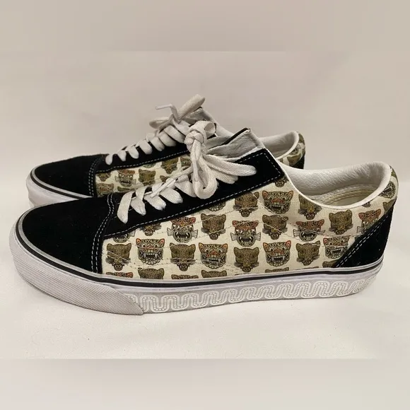 VANS Old Skool LowTop Jaguar &amp; Black Suede Canvas Sneakers Men Size 10