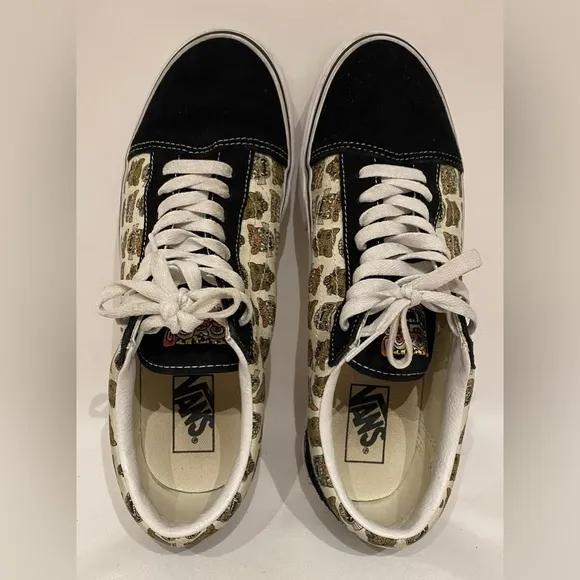 VANS Old Skool LowTop Jaguar &amp; Black Suede Canvas Sneakers Men Size 10