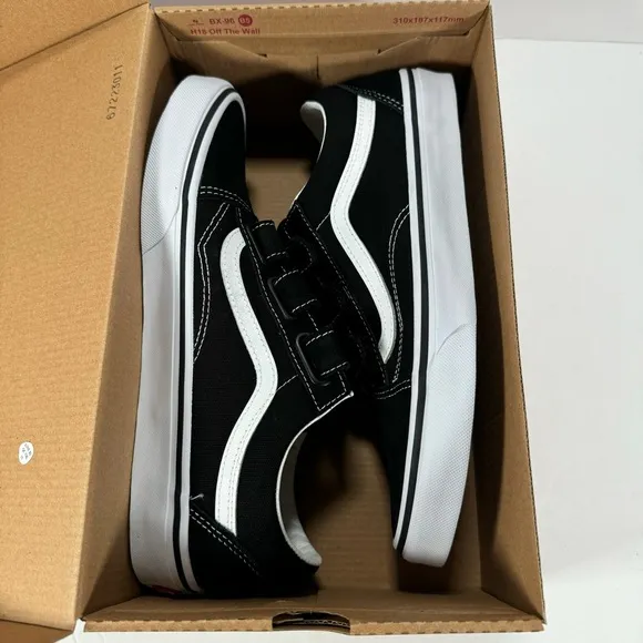 Vans Old Skool V Suede Canvas Black True White Sneakers Women’s Size 10
