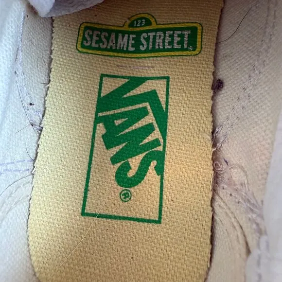 Vans Sesame Street Elmo Old Skool Sneakers