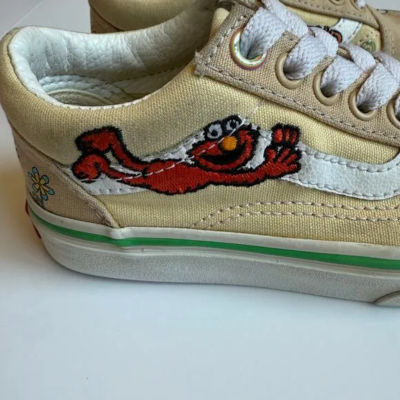 Vans Sesame Street Elmo Old Skool Sneakers