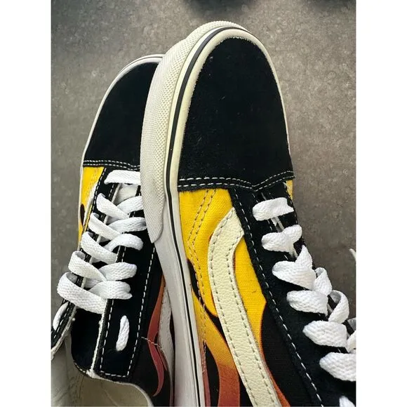 Vans Unisex Flame Old Skool Sneakers