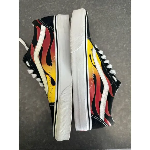 Vans Unisex Flame Old Skool Sneakers