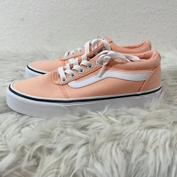 VANS Ward Canvas Tropical Peach Women’s Sneakers Old Skool Shoe Size 5 NEW