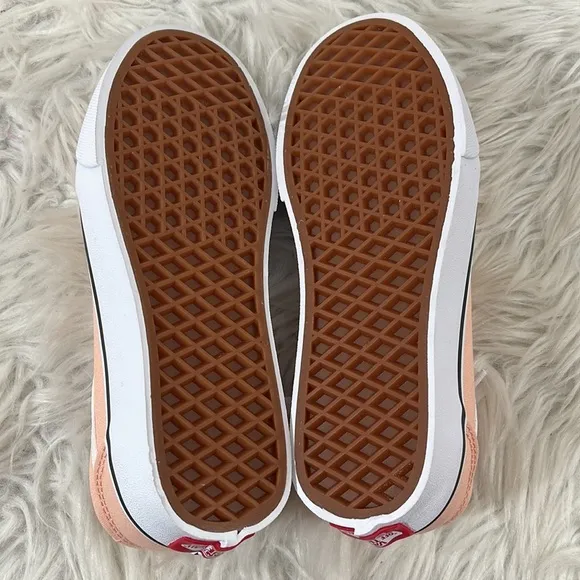 VANS Ward Canvas Tropical Peach Women’s Sneakers Old Skool Shoe Size 5 NEW