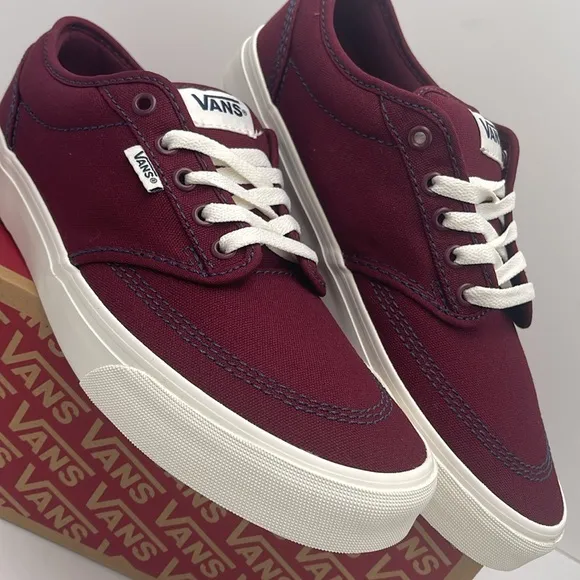 Vans WMNS Burgundy Canvas Sneakers AtwoodOutdoor Port RovaleVN000CX84QU