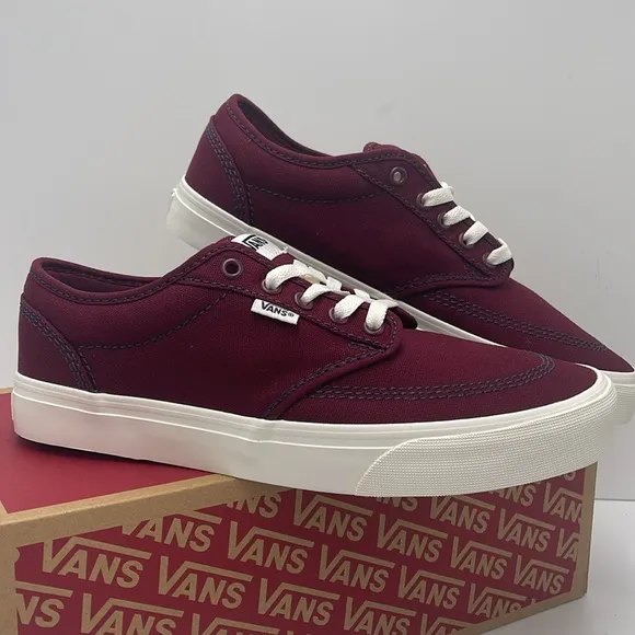 Vans WMNS Burgundy Canvas Sneakers AtwoodOutdoor Port RovaleVN000CX84QU
