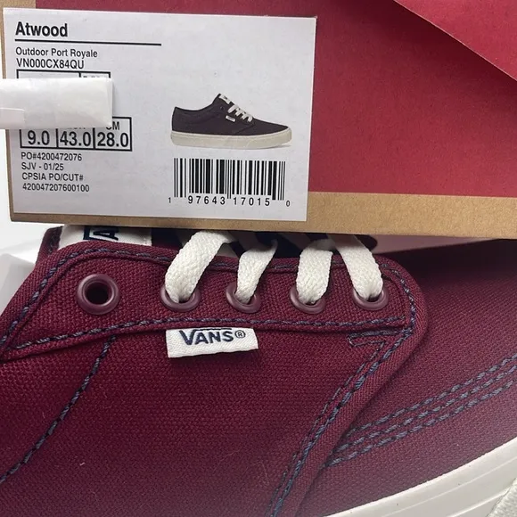 Vans WMNS Burgundy Canvas Sneakers AtwoodOutdoor Port RovaleVN000CX84QU