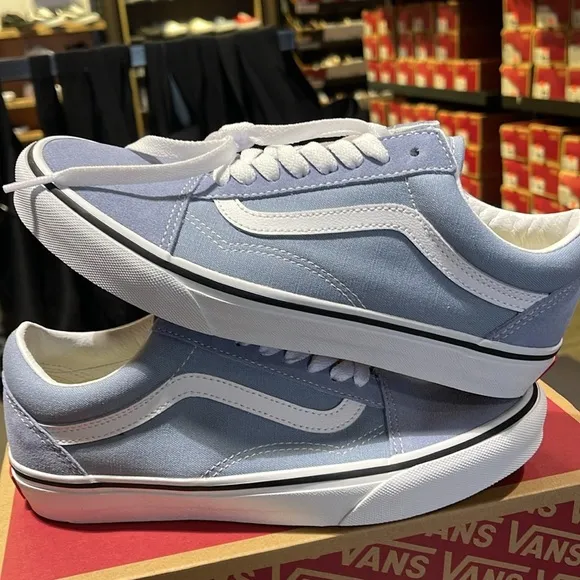 Vans WMNS Old SkoolColor Theory Dusty BlueVN0007NTDSB Light Blue Sneakers
