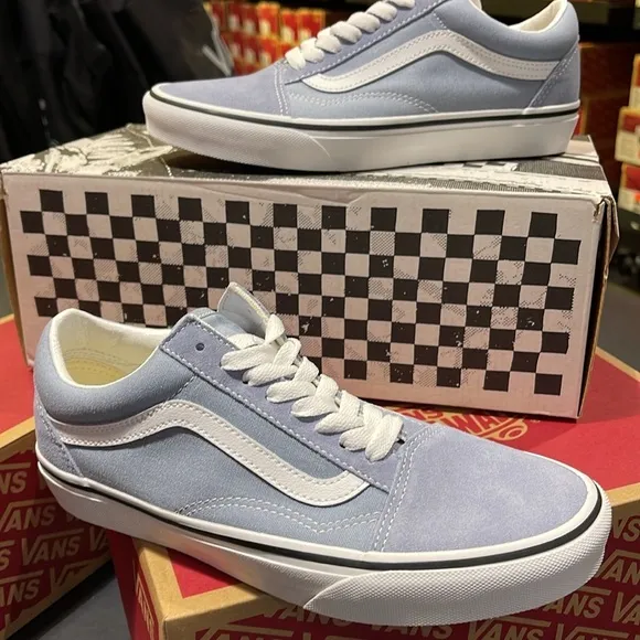 Vans WMNS Old SkoolColor Theory Dusty BlueVN0007NTDSB Light Blue Sneakers