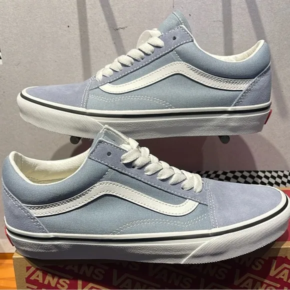 Vans WMNS Old SkoolColor Theory Dusty BlueVN0007NTDSB Light Blue Sneakers