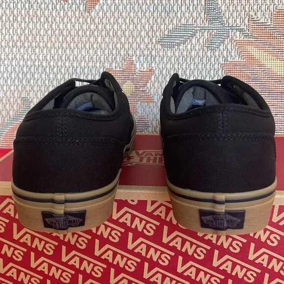 Vans Women’s Atwood(12 Oz Canvas) Black/GumVN000TUYD8E Sneakers