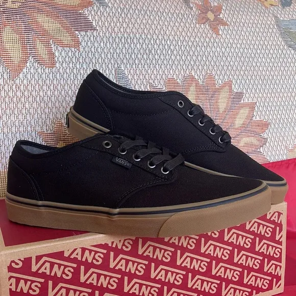 Vans Women’s Atwood(12 Oz Canvas) Black/GumVN000TUYD8E Sneakers