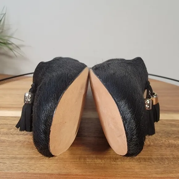 VC Signature Black Calf Hair Leather Tassel Loafers Size 8