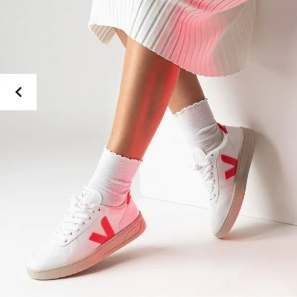 Veja V-10 White Rose Fluo Sneakers