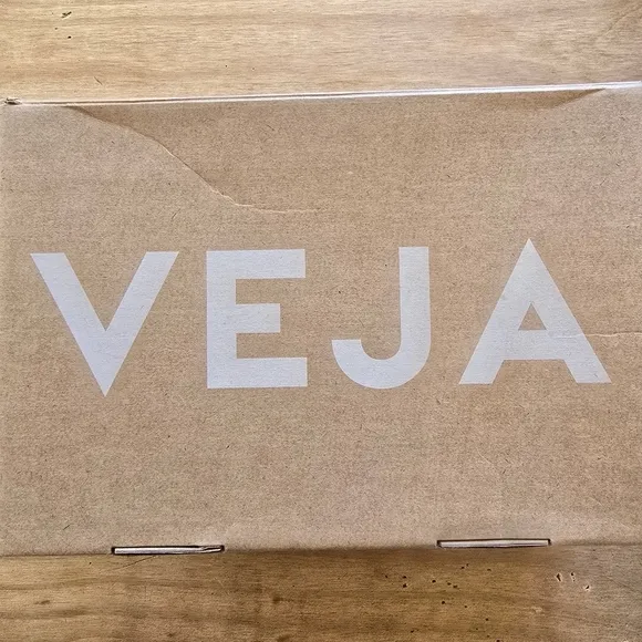 Veja V-10 White Rose Fluo Sneakers