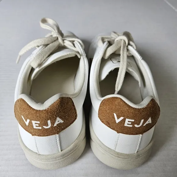 Veja White Camel Urca CWL Unisex Sneakers