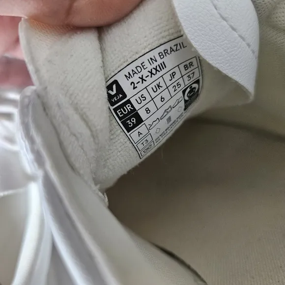 Veja White Camel Urca CWL Unisex Sneakers
