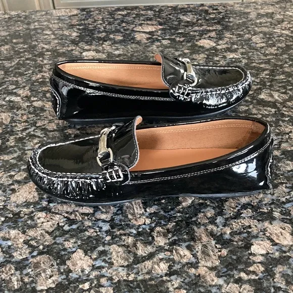 VENETTINI BLACK PATENTSLIP ON LOAFERS SIZE 36