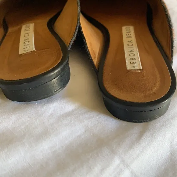 Veronica Beard Leopard Loafers sz 6