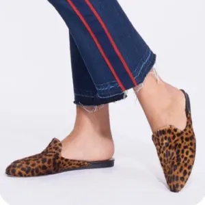 Veronica Beard Leopard Loafers sz 6