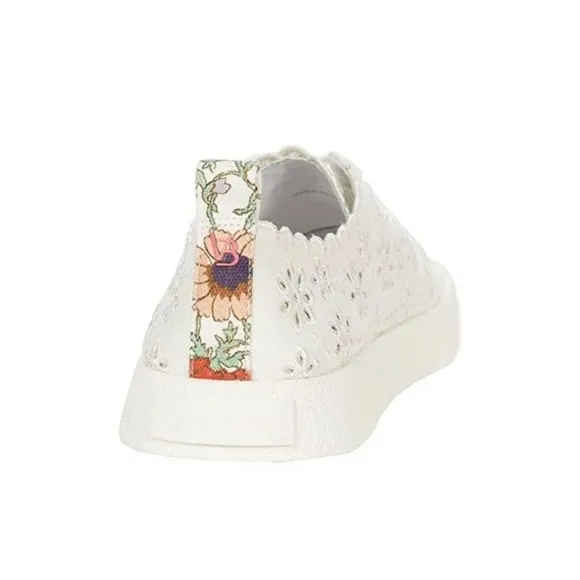 Veronica Beard Paulita Embroidered Perforated Canvas Sneaker Size 5.