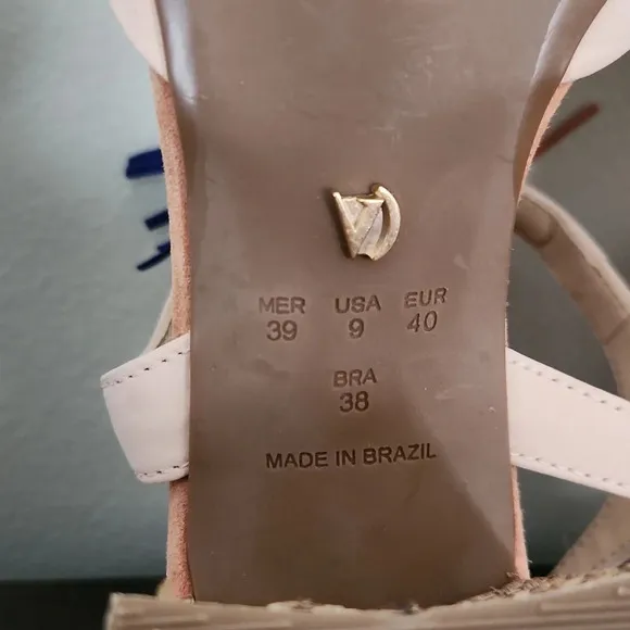 VICENZA Sandals size 9US