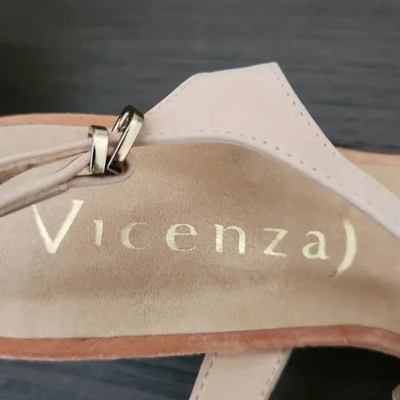 VICENZA Sandals size 9US