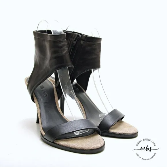 Vince Adria Leather Ankle Cuff Strappy Heeled Sandals Black Women Size 5.5