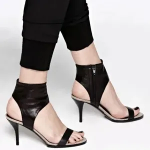 Vince Adria Leather Ankle Cuff Strappy Heeled Sandals Black Women Size 5.5