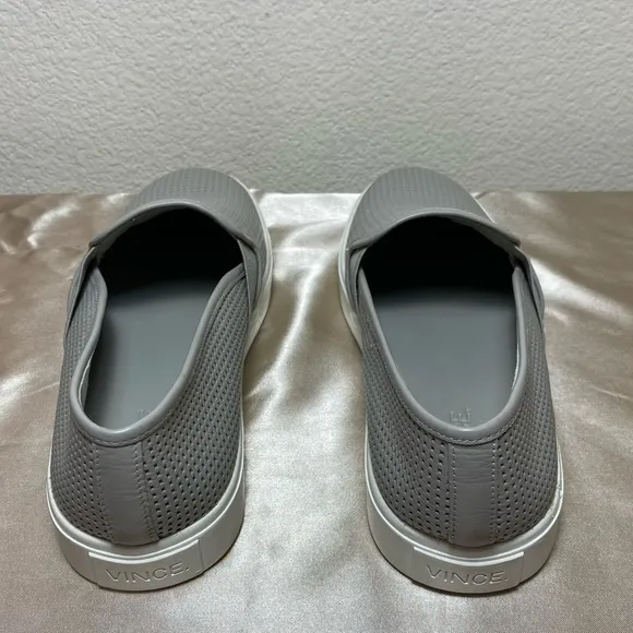 VINCE Blair Gray Perforated Leather Loafers Slip On Sneakers Men’s Size 7.5