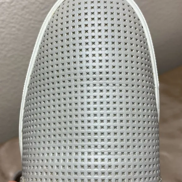 VINCE Blair Gray Perforated Leather Loafers Slip On Sneakers Men’s Size 7.5