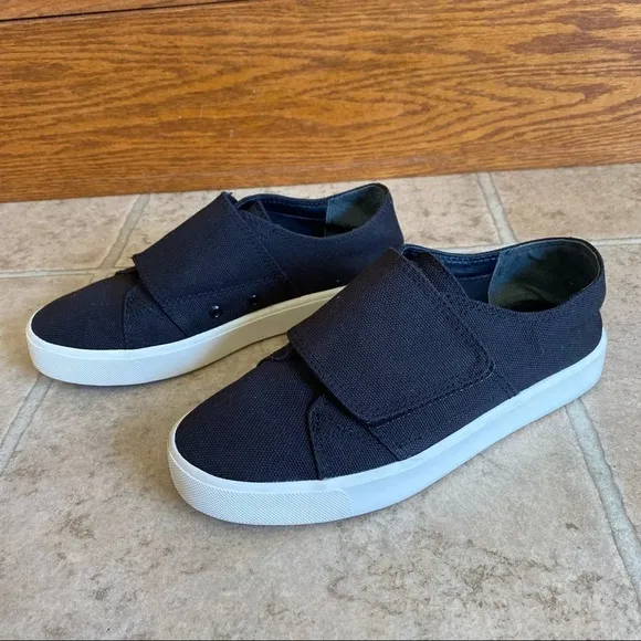 Vince Blair Velcro Canvas Slip On Sneakers Size 5